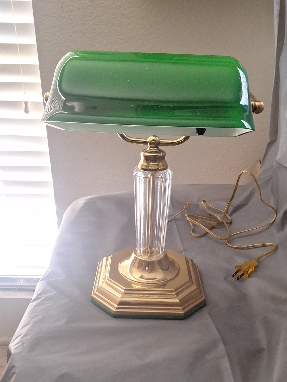Antique Banker Lamp Green Class Shade And Brass